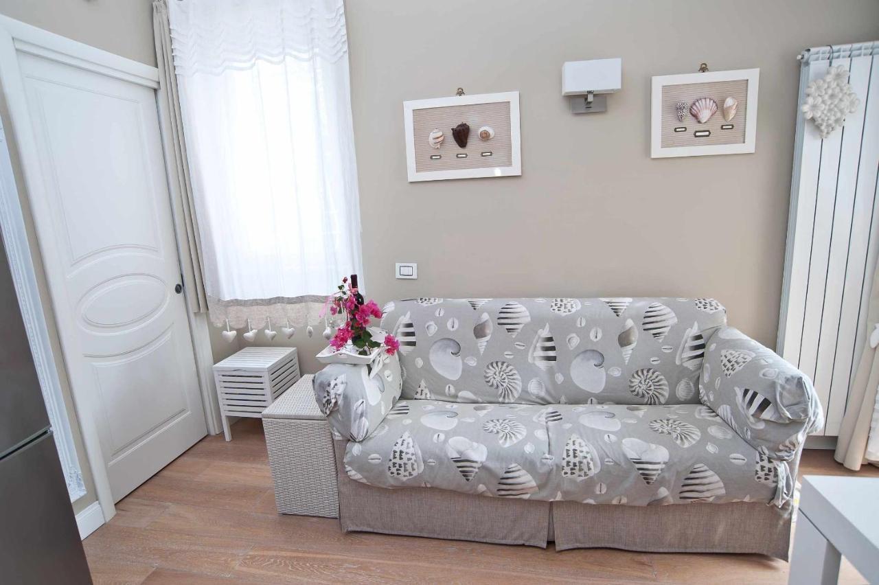 Charming And Cozy House Apartment Nettuno Exterior photo