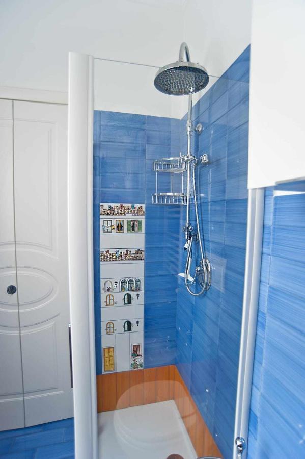 Charming And Cozy House Apartment Nettuno Exterior photo