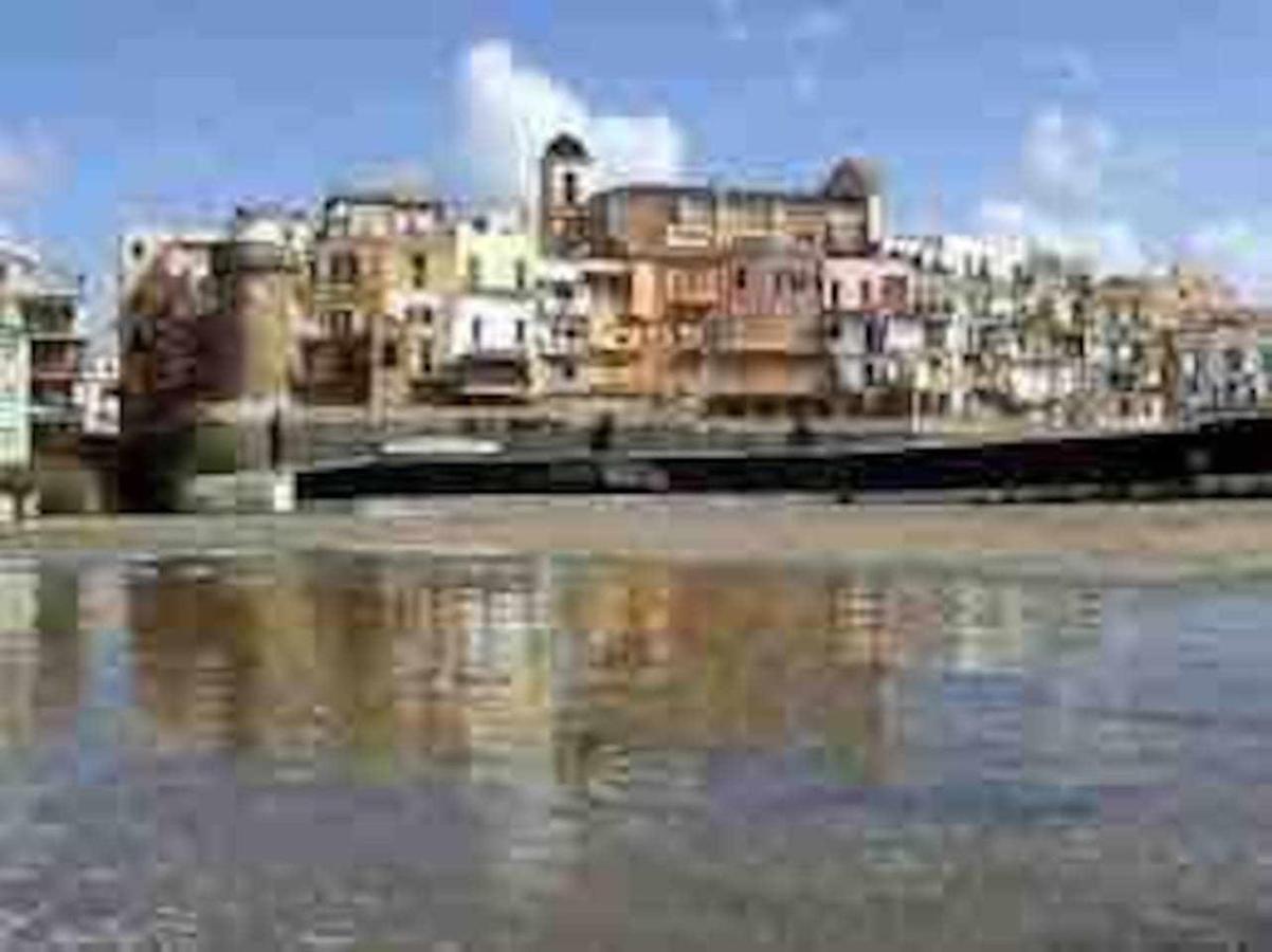 Charming And Cozy House Apartment Nettuno Exterior photo
