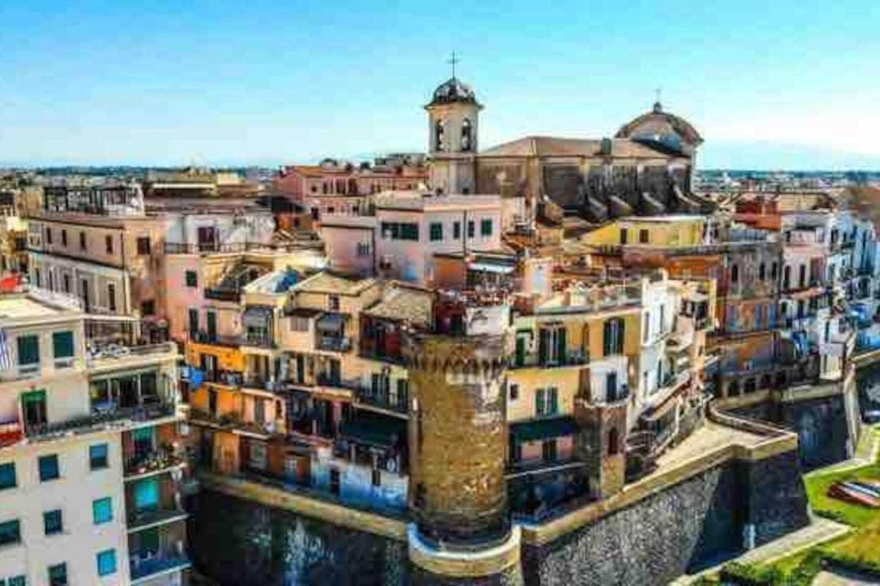 Charming And Cozy House Apartment Nettuno Exterior photo